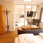 Lägenhetshotell Kaffetiet 4*