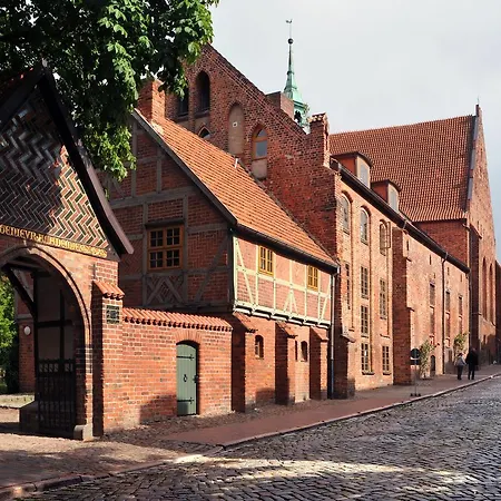 Apart-hotel Kaffetiet 4*